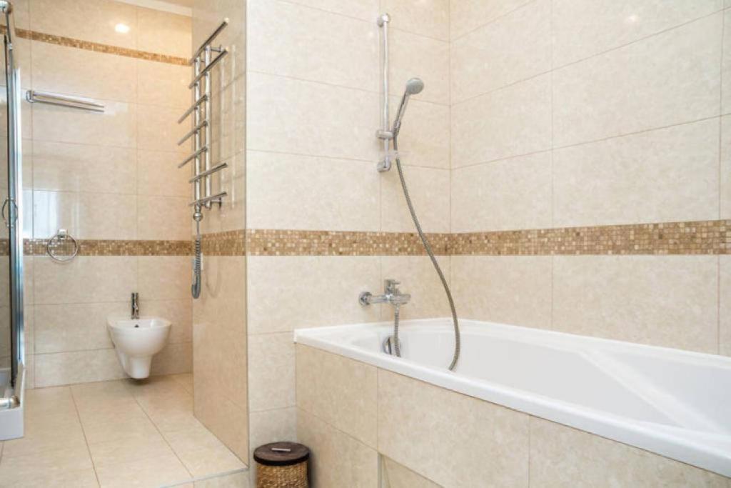 Doba In Ua Most-Sity Apartments Dnipro Esterno foto